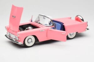 Ford Thunderbird Różowy Revell 1:18 08804 Metal — zdjęcie 2 z 8