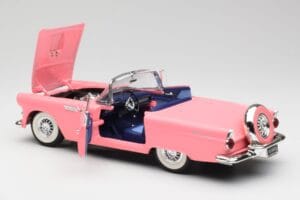 Ford Thunderbird Różowy Revell 1:18 08804 Metal — zdjęcie 5 z 8