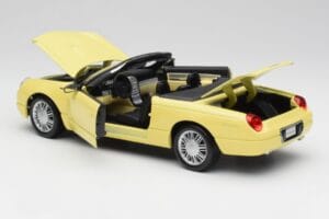 Ford Thunderbird Show Car Żółty Maisto 1:18 50335 Metal — zdjęcie 5 z 8