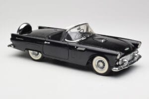 Ford Thunderbird Kabriolet Czarny Revell 1:18 8818-M1 Metal — zdjęcie 6 z 8