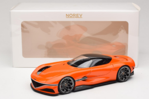 Genesis X Gran Berlinetta VGT Orange Magma Norev 1:18 188032 Metal — zdjęcie 6 z 6