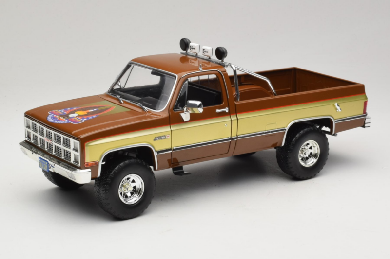 GMC K-2500 Sierra Grande Brązowy GreenLight 1:18 13560 Metal