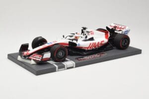 Haas VF-22 #20 K. Magnussen Bahrain GP 2022 Minichamps 1:18 117220120 Metal — zdjęcie 2 z 6