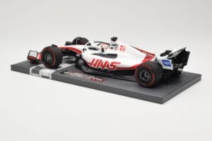 Haas VF-22 #20 K. Magnussen Bahrain GP 2022 Minichamps 1:18 117220120 Metal — zdjęcie 5 z 6