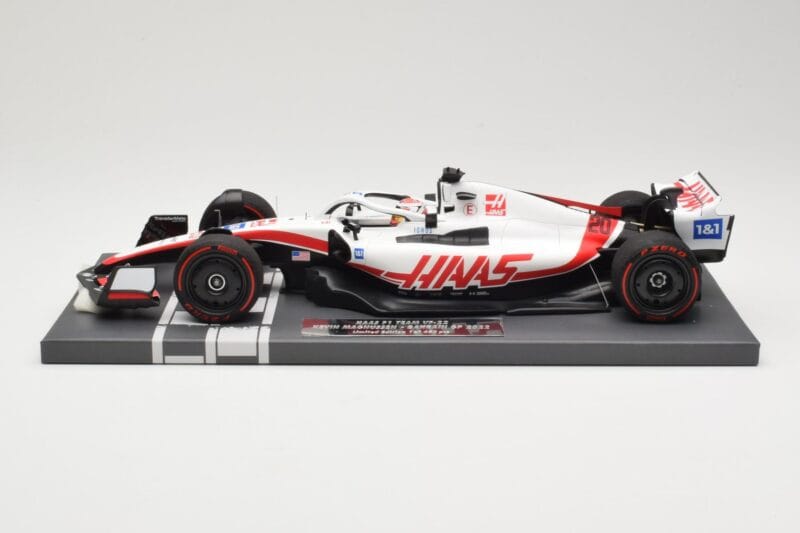 Haas VF-22 #20 K. Magnussen Bahrain GP 2022 Minichamps 1:18 117220120 Metal