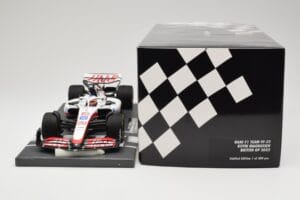 Haas VF-22 #20 K. Magnussen British GP 2022 Minichamps 1:18 117221020 Metal — zdjęcie 6 z 6