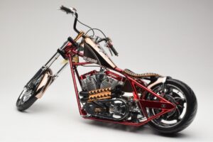 Harley-Davidson West Coast Choppers Diablo Soft Tail Złoty Czerwony Minichamps 1:5 JJ04-05-03 Metal — zdjęcie 4 z 6