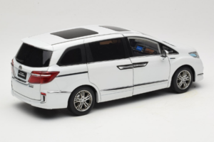 Honda Elysion Biały OEM 1:18 430056 Metal — zdjęcie 3 z 8