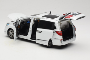 Honda Elysion Biały OEM 1:18 430056 Metal — zdjęcie 5 z 8