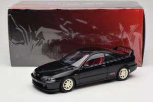 Honda Integra Type R DC2 Pre-Facelift Flamenco Black Pearl MotorHelix 1:18 M85203 Metal — zdjęcie 8 z 8