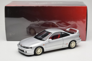 Honda Integra Type R DC2 Pre-Facelift Vogue Silver Metallic MotorHelix 1:18 M85202 Metal — zdjęcie 8 z 8