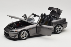 Honda S2000 AP2 Type S Moon Rock Metallic MotorHelix 1:18 M85111 Metal — zdjęcie 3 z 9