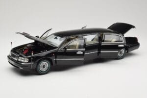 Hongqi Qijian CA7460 FAW 1:18 139940 Metal — zdjęcie 2 z 8