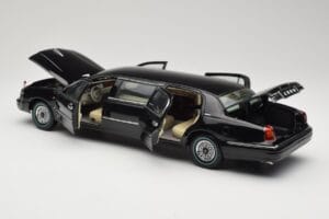 Hongqi Qijian CA7460 FAW 1:18 139940 Metal — zdjęcie 5 z 8