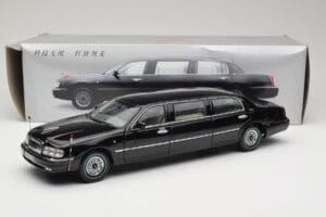 Hongqi Qijian CA7460 FAW 1:18 139940 Metal — zdjęcie 8 z 8