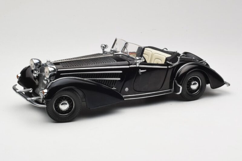 Horch 855 Roadster Czarny Sun Star 1:18 2401 Metal