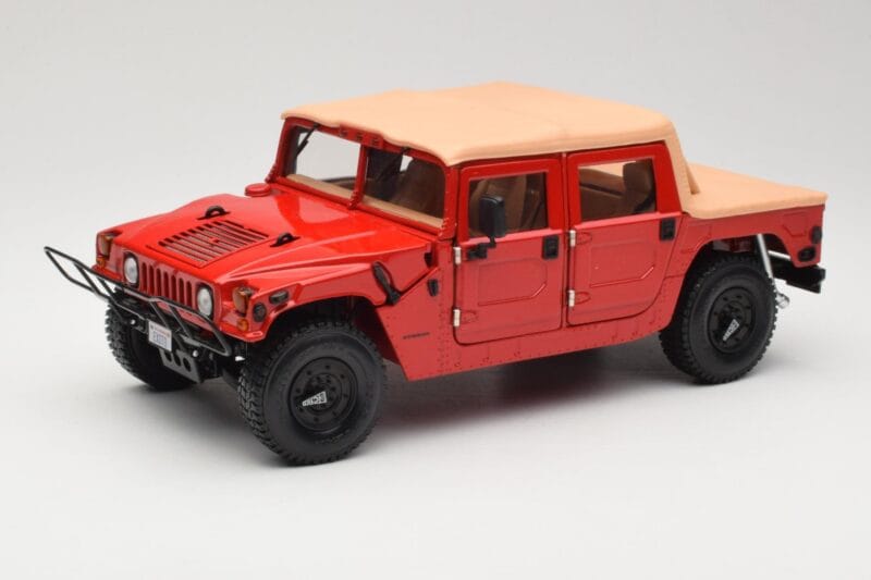 Hummer H1 Soft Top Czerwony Exoto 1:18 01805 Metal