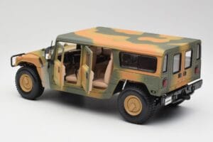 Hummer H1 Station Wagon Military Maisto 1:18 56049 Metal — zdjęcie 5 z 8