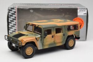 Hummer H1 Station Wagon Military Maisto 1:18 56049 Metal — zdjęcie 8 z 8