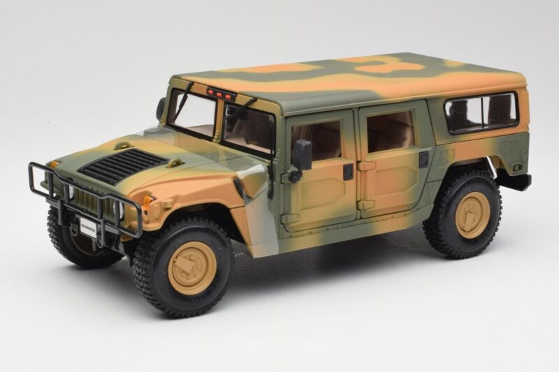 Hummer H1 Station Wagon Military Maisto 1:18 56049 Metal