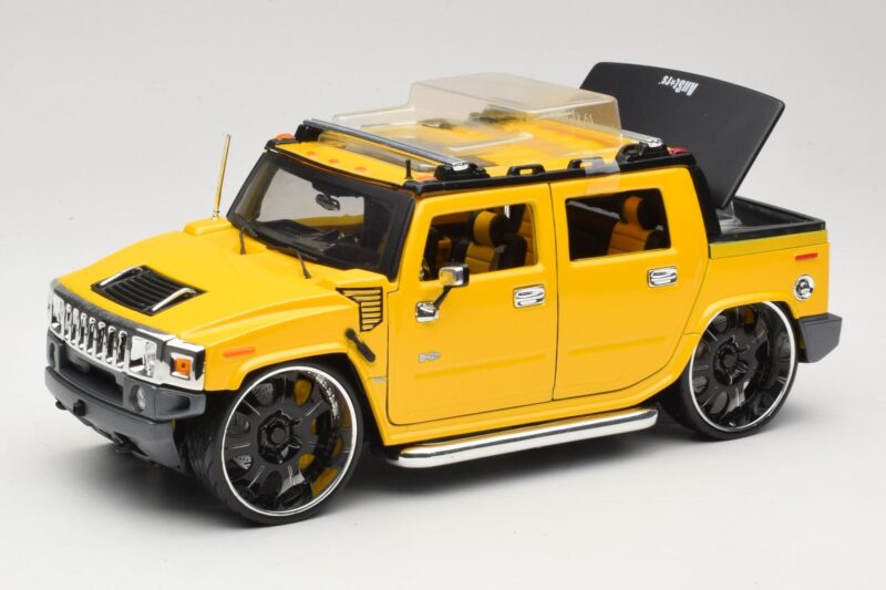 Hummer H2 SUT Concept Żółty Maisto 1:18 31067 Metal