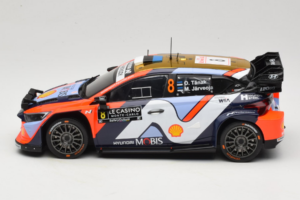Hyundai i20 N Rally1 #8 O. Tanak / M. Jarveoja Rally Monte Carlo Wersja Nocna 2025 IXO 1:18 18RMC230B Metal — zdjęcie 3 z 6
