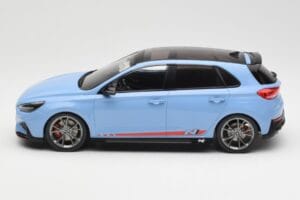 Hyundai i30 N Jasnoniebieski MCG 1:18 MCG18503 Metal — zdjęcie 3 z 6