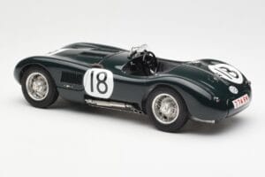Jaguar C-Type #18 T. Rolt / D. Hamilton 24 Hours of Le Mans Winner 1953 CMC 1:18 M-195 Metal — zdjęcie 5 z 6