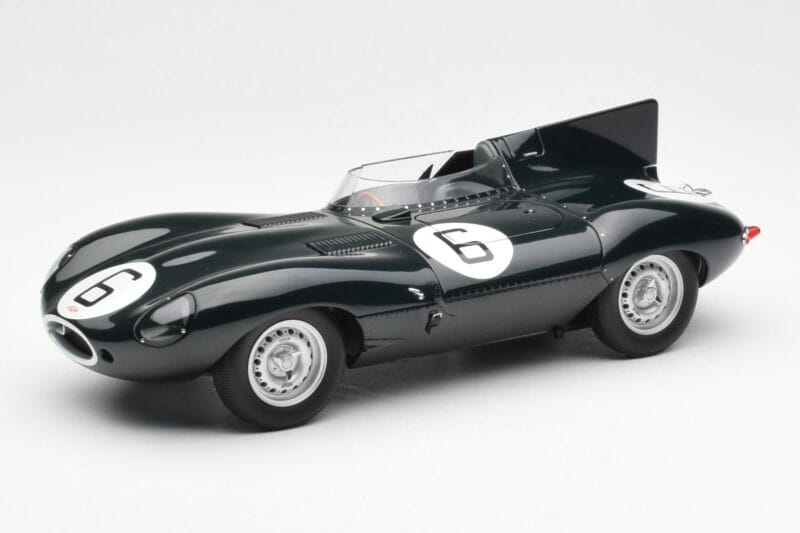 Jaguar D-Type #6 M. Hawthorn / I. Bueb Team Jaguar Cars Ltd 24 Hours of Le Mans 1955 AUTOart 1:18 85586 Metal