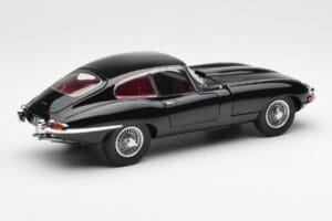 Jaguar E-Type 3.8 Series 1 Czarny Kyosho 1:18 08954BK Metal — zdjęcie 3 z 8