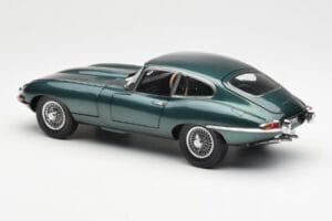 Jaguar E-Type 3.8 Series 1 Ciemny Zielony Kyosho 1:18 08954DG Metal — zdjęcie 7 z 8