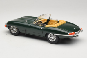 Jaguar E-Type Kabriolet Zielony Bburago 1:18 3026 Metal — zdjęcie 7 z 8