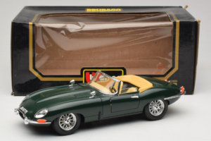 Jaguar E-Type Kabriolet Zielony Bburago 1:18 3026 Metal — zdjęcie 8 z 8