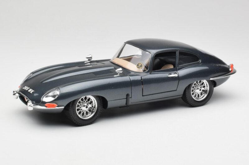 Jaguar E-Type Series 1 Zielony Bburago 1:18 3018-M1 Metal