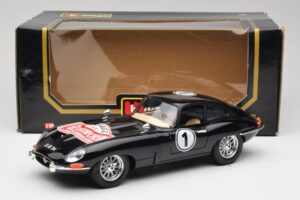 Jaguar E-Type Series 1 #1 British Racing Green Bburago 1:18 3018-M3 Metal — zdjęcie 8 z 8