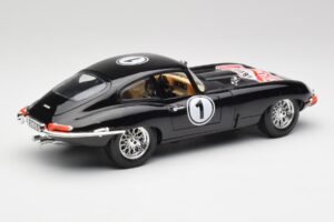 Jaguar E-Type Series 1 #1 British Racing Green Bburago 1:18 3018-M3 Metal — zdjęcie 3 z 8