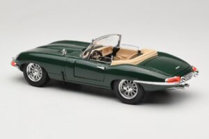 Jaguar E-Type Series 1 Roadster Zielony Bburago 1:18 3016-M1 Metal — zdjęcie 7 z 8