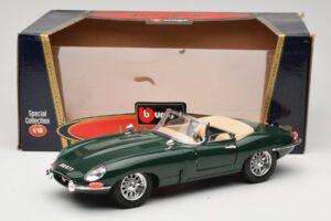 Jaguar E-Type Series 1 Roadster Zielony Bburago 1:18 3016-M1 Metal — zdjęcie 8 z 8