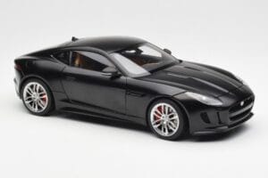 Jaguar F-Type R X152 Matowy Czarny AUTOart 1:18 73652 Kompozyt — zdjęcie 6 z 8
