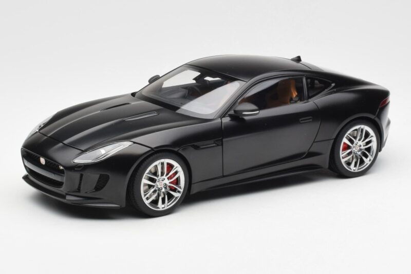 Jaguar F-Type R X152 Matowy Czarny AUTOart 1:18 73652 Kompozyt
