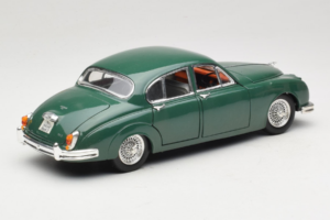 Jaguar Mark II Zielony Tchibo 1:18 49420 Metal — zdjęcie 3 z 8