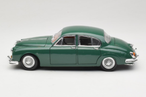 Jaguar Mark II Zielony Tchibo 1:18 49420 Metal — zdjęcie 4 z 8