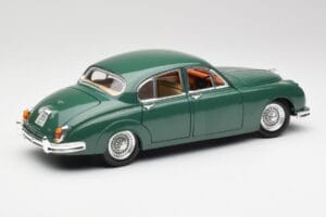 Jaguar Mk II British Racing Zielony Maisto 1:18 50287 Metal — zdjęcie 3 z 8