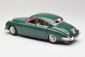 Jaguar Mk II British Racing Zielony Maisto 1:18 50287 Metal — zdjęcie 7 z 8