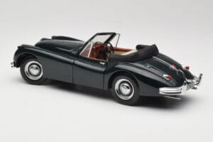 Jaguar XK140 Drophead Coupe Czarny Sun Star 1:18 2802 Metal — zdjęcie 7 z 8