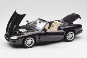 Jaguar XKR X100 Kabriolet Szary Maisto 1:18 50331 Metal — zdjęcie 2 z 8