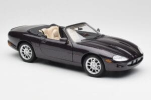 Jaguar XKR X100 Kabriolet Szary Maisto 1:18 50331 Metal — zdjęcie 6 z 8
