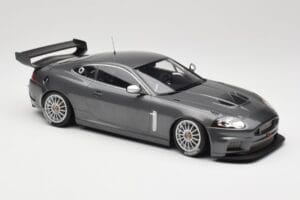Jaguar XKR GT3 Grey Metallic Minichamps 1:18 150081390 Metal — zdjęcie 4 z 6
