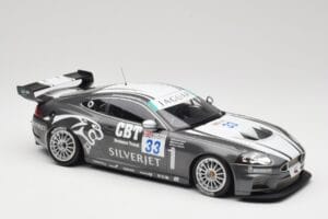 Jaguar XKR GT3 Quaife #33 P. Hall FIA GT3 Championship 2008 Minichamps 1:18 150081333 Metal — zdjęcie 4 z 6