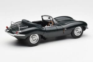 Jaguar XKSS Steve McQueen Personal Car AUTOart 1:18 73526 Metal — zdjęcie 3 z 8